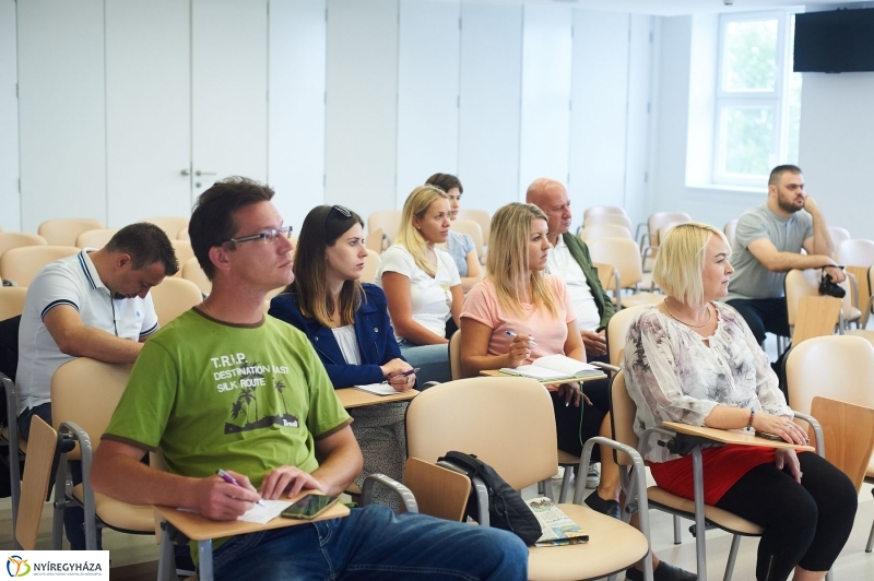 Látogatás a Gyermekrehabilitációs osztályon - fotó Szarka Lajos