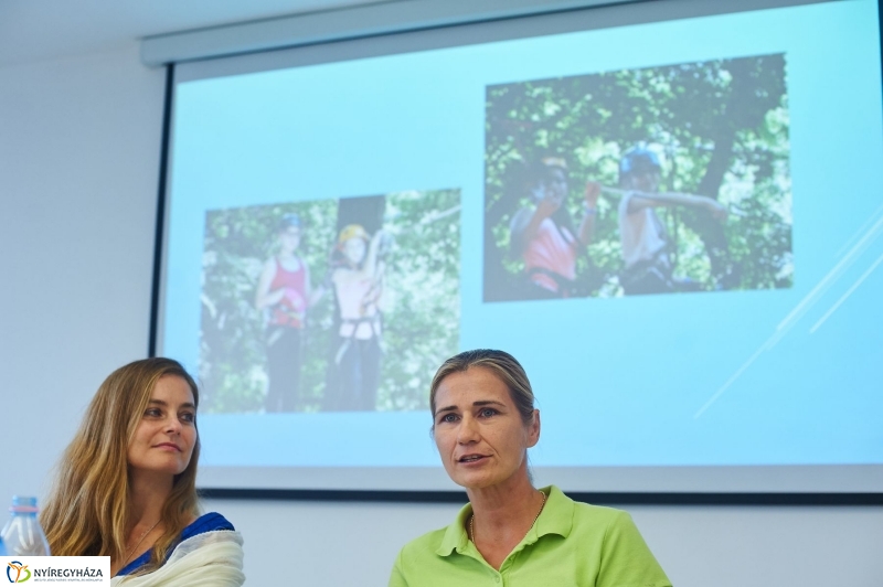 Látogatás a Gyermekrehabilitációs osztályon - fotó Szarka Lajos