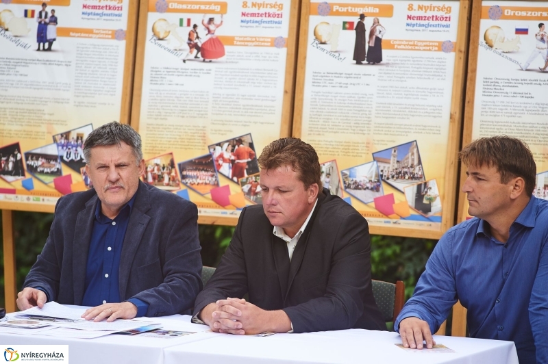 Néptánc fesztivál sajtótájékoztató - fotó Szarka Lajos