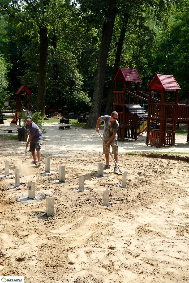 Felújítások a Sóstói erdőben - fotó Szarka Lajos