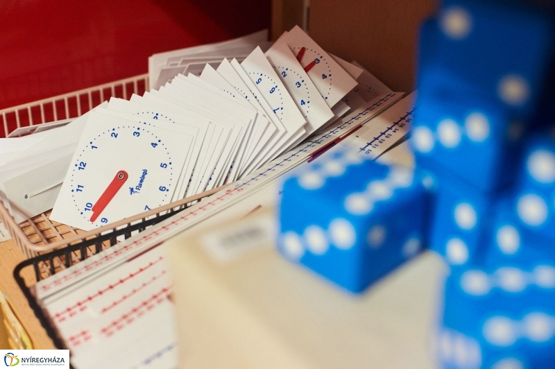 Tanszer vásár - fotó Szarka Lajos