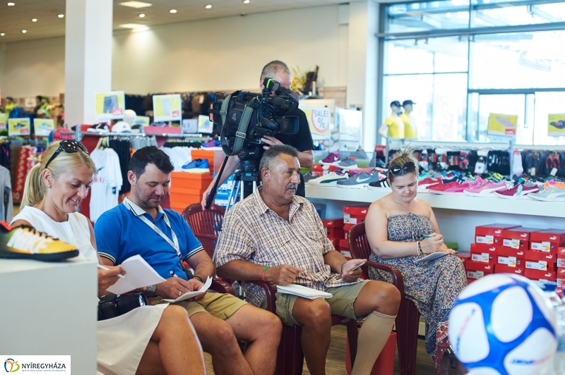 Meghosszabított együttműködés - fotó Szarka Lajos