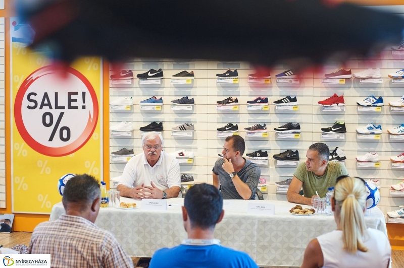 Meghosszabított együttműködés - fotó Szarka Lajos