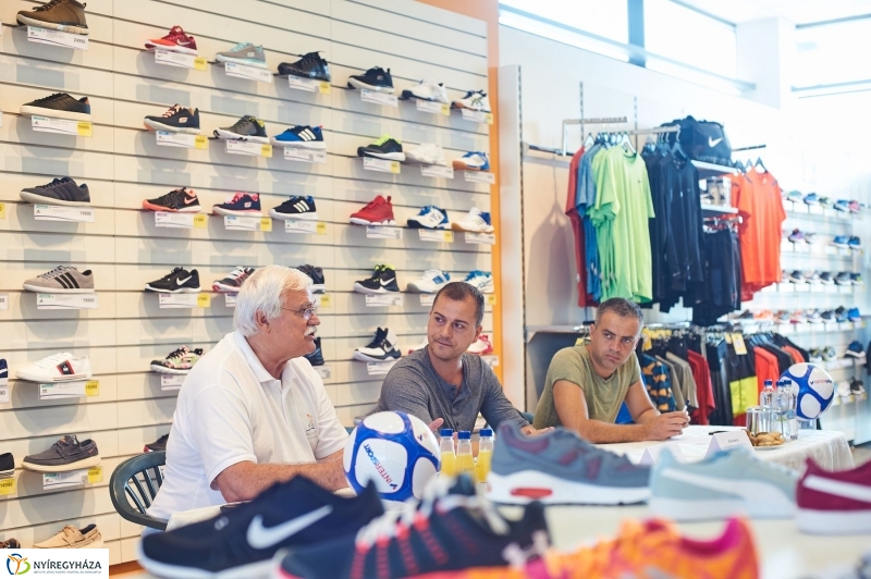 Meghosszabított együttműködés - fotó Szarka Lajos