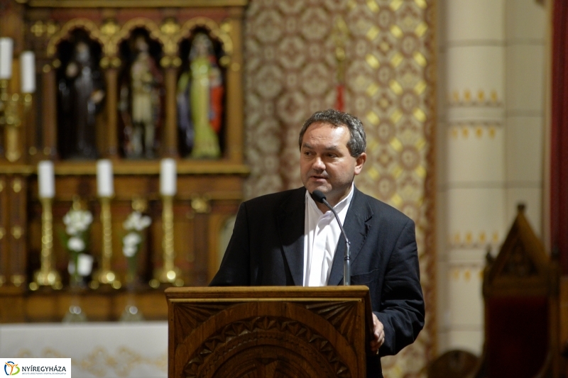 A LÉLEK HÚRJAIN- Orgonapont hangverseny 2017