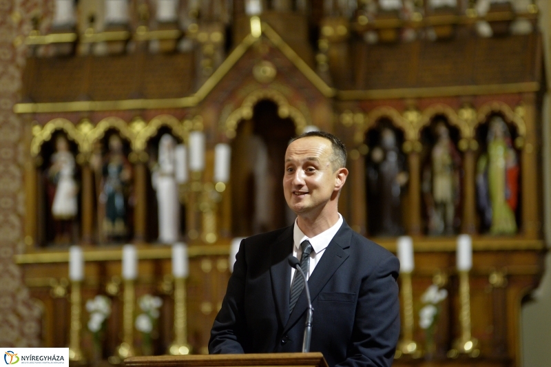 A LÉLEK HÚRJAIN- Orgonapont hangverseny 2017