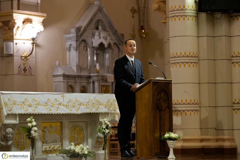 A LÉLEK HÚRJAIN- Orgonapont hangverseny 2017