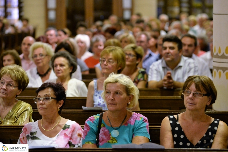 A LÉLEK HÚRJAIN- Orgonapont hangverseny 2017