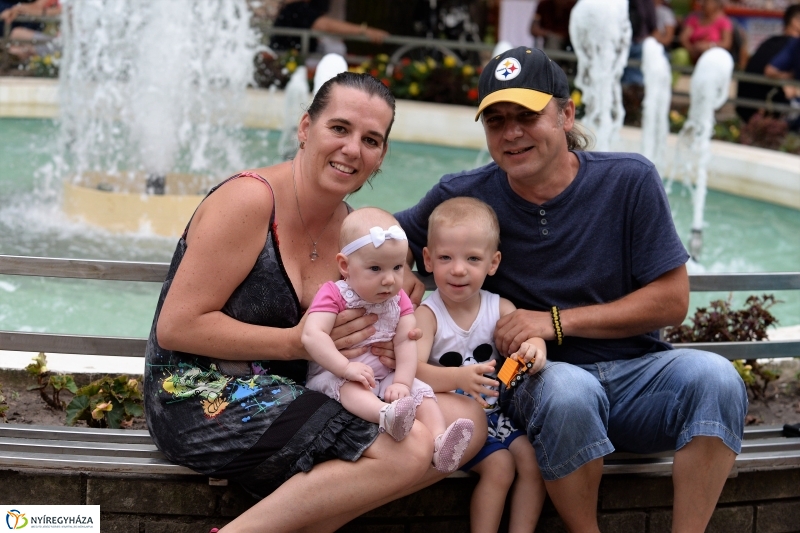 Zene Sóstón-a MELOUNGE DUO fellépése