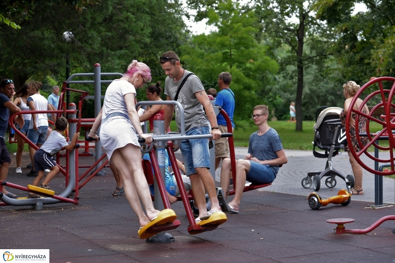 Zene Sóstón-a MELOUNGE DUO fellépése
