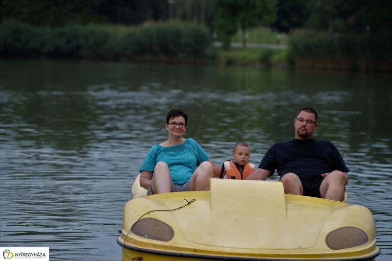 Zene Sóstón-a MELOUNGE DUO fellépése