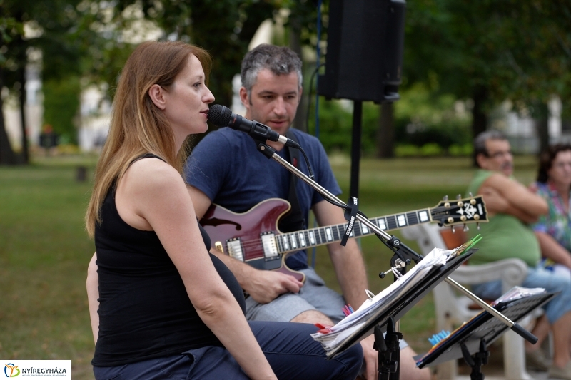 Zene Sóstón-a MELOUNGE DUO fellépése