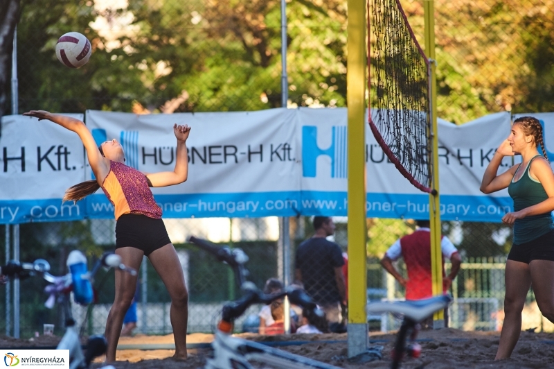 Egy nyári este a stadionban - fotó Szarka Lajos