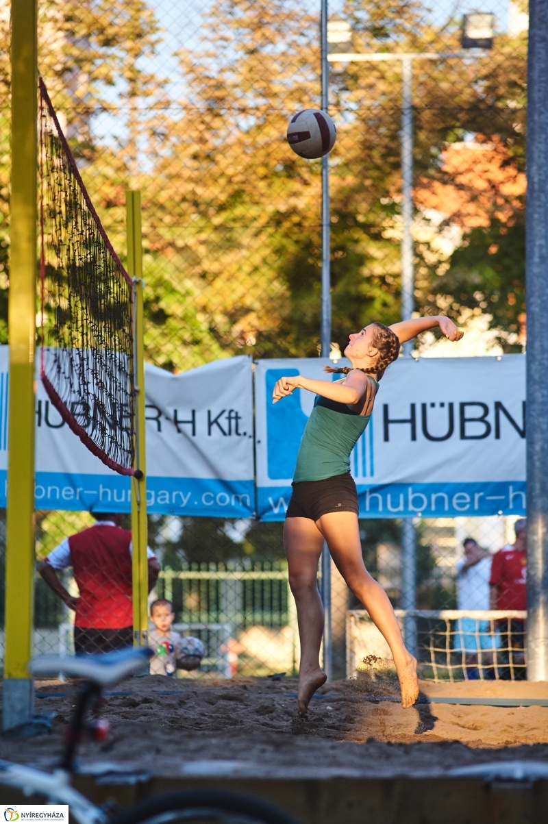Egy nyári este a stadionban - fotó Szarka Lajos