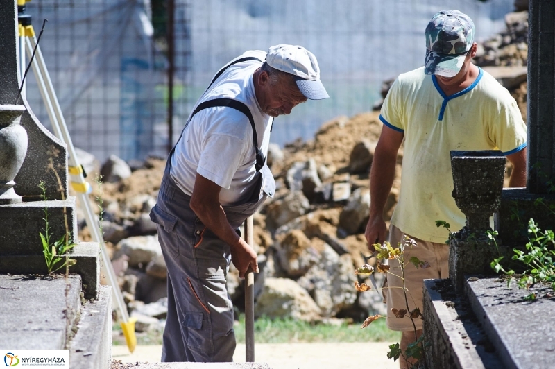 Északi temető kerítés munkálatai - fotó Szarka Lajos