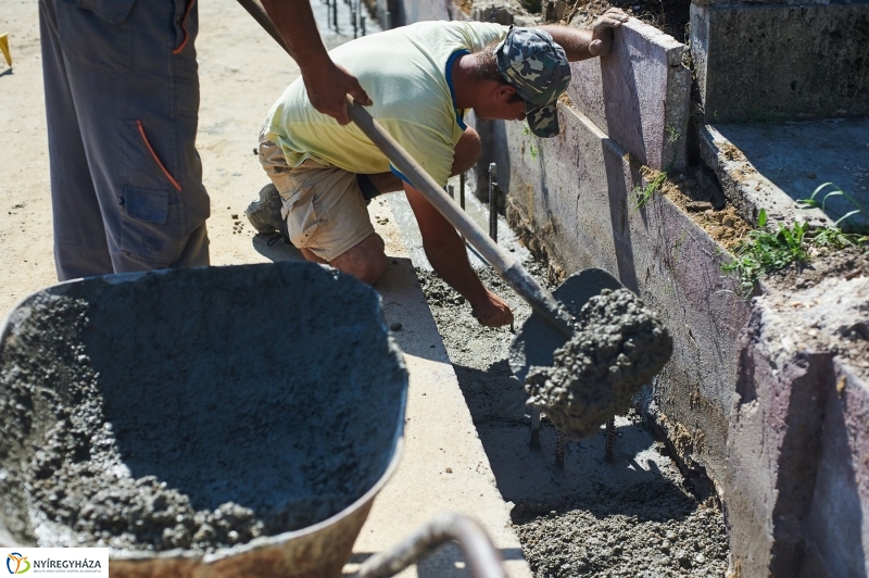 Északi temető kerítés munkálatai - fotó Szarka Lajos