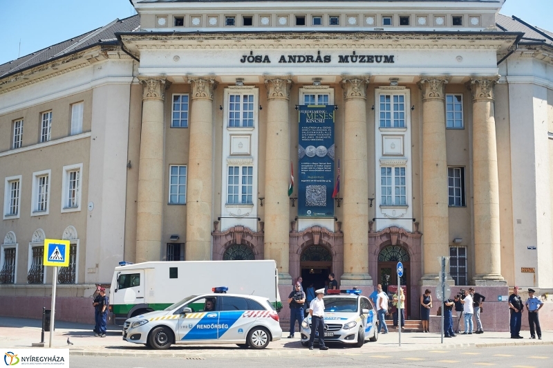 Fejedelmi kincsek érkeztek - fotó Szarka Lajos