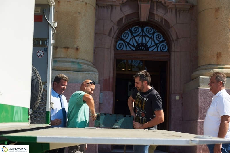 Fejedelmi kincsek érkeztek - fotó Szarka Lajos