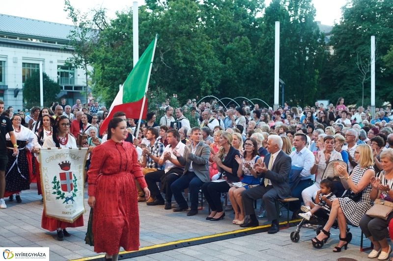 Nemzetközi Néptáncfesztivál 2017-1 - fotó Szarka Lajos