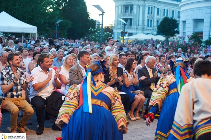 Nemzetközi Néptáncfesztivál 2017-1 - fotó Szarka Lajos