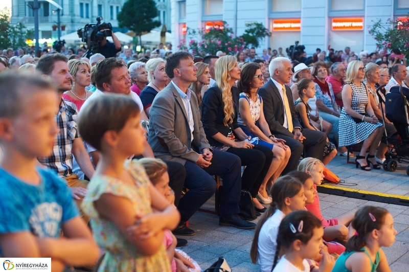 Nemzetközi Néptáncfesztivál 2017-1 - fotó Szarka Lajos