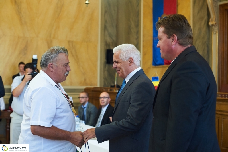 Néptáncosok a Városházán - fotó Szarka Lajos