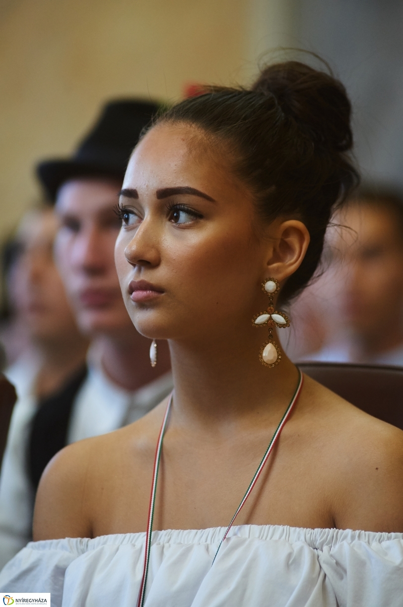 Néptáncosok a Városházán - fotó Szarka Lajos