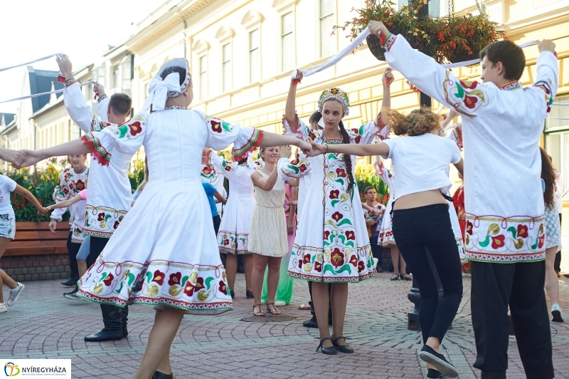 Nemzetközi Néptáncfesztivál 2017-3 - fotó Szarka Lajos