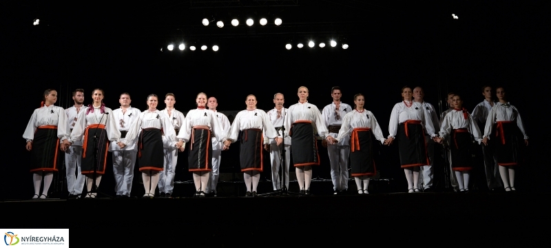 Világok Tánca a Szabadtéri Színpadon