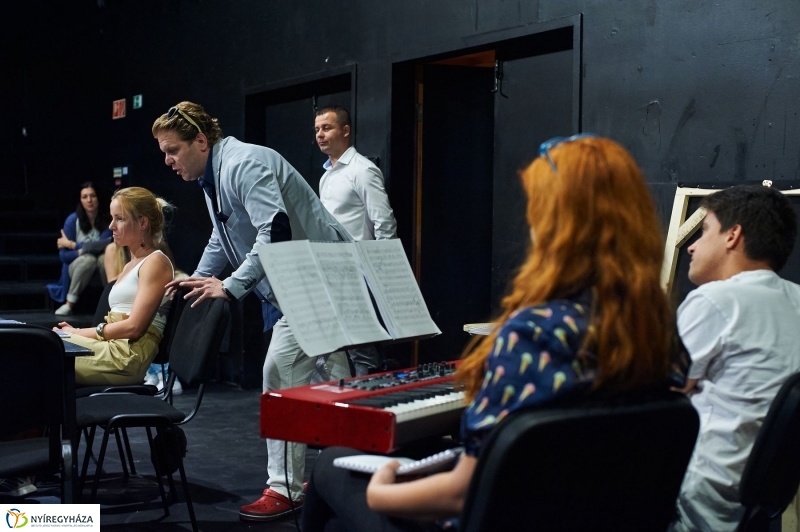 Olvasópróba-Diótörő - fotó Szarka Lajos