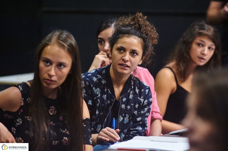 Olvasópróba-Diótörő - fotó Szarka Lajos