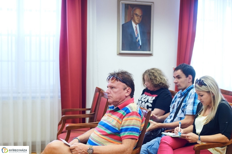 Huszártalálkozó sajtótájékoztató - fotó Szarka Lajos