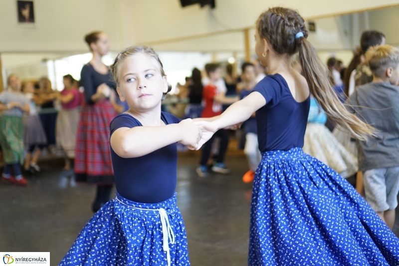 Néptánc Tábor Nyíregyházán - fotó Kohut Árpád