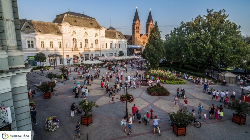 VIDOR pillanatok a magasból - fotó Kohut Árpád