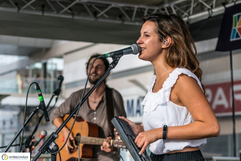 Muzsik és Volkova a Korzó színpadon - fotó Kohut Árpád