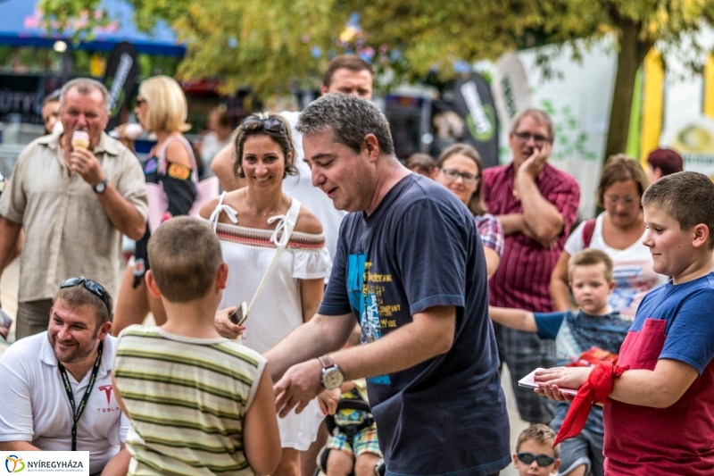 Rike egyedülálló trükkjei - fotó Kohut Árpád
