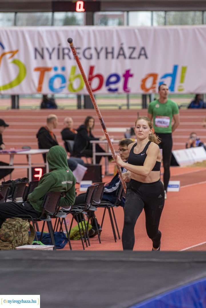 49. Fedettpályás atlétika bajnokság a Nyiregyházi Atlétikai Centrumban