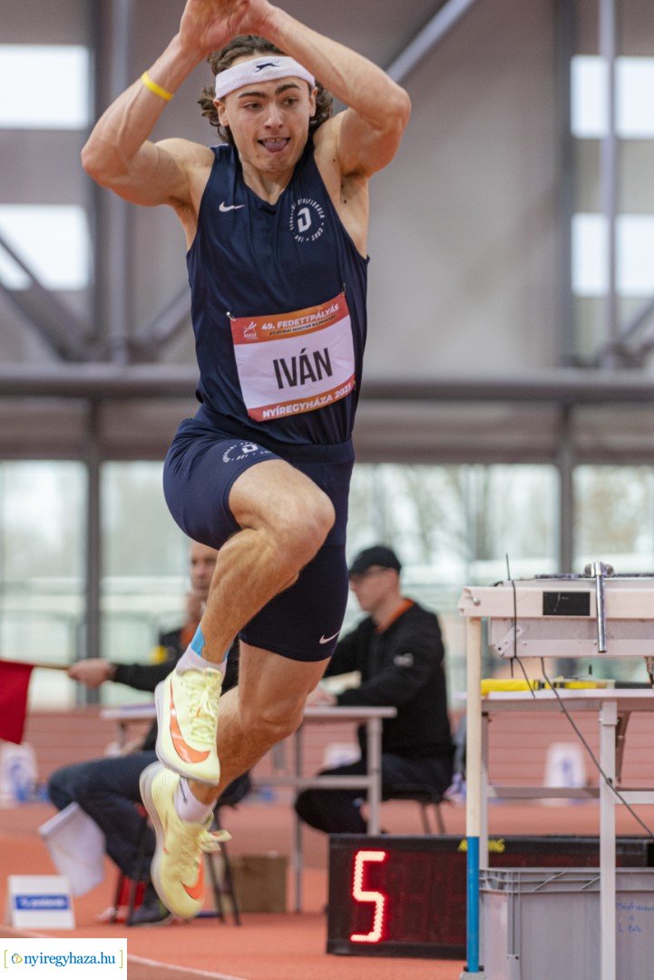 49. Fedettpályás atlétika bajnokság a Nyiregyházi Atlétikai Centrumban