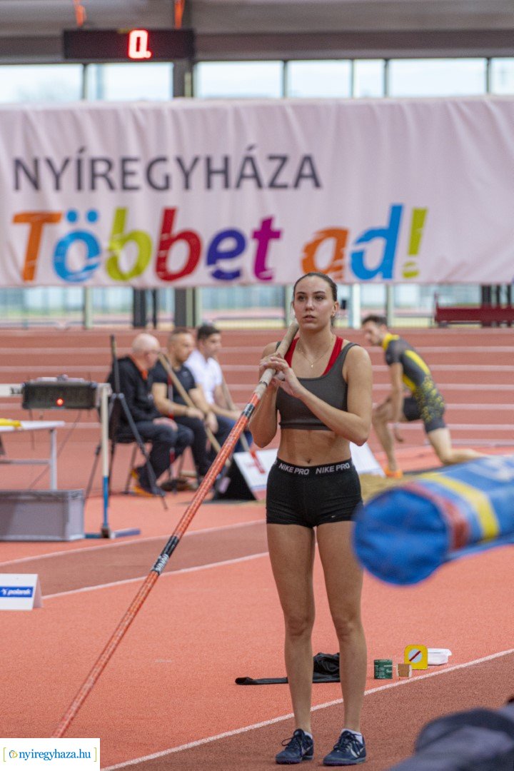 49. Fedettpályás atlétika bajnokság a Nyiregyházi Atlétikai Centrumban
