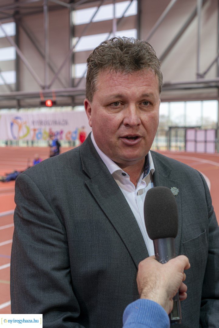 49. Fedettpályás atlétika bajnokság a Nyiregyházi Atlétikai Centrumban