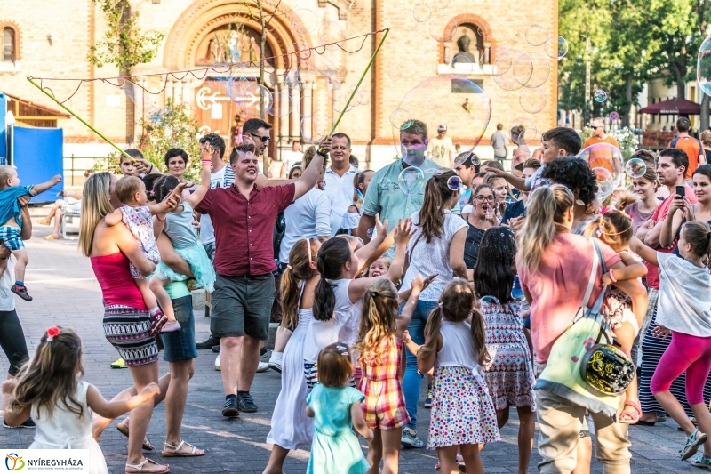Buborékshow - fotó Kohut Árpád