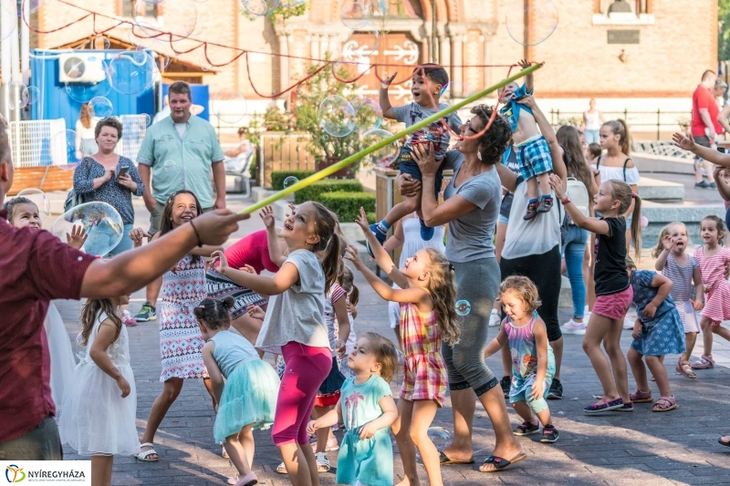 Buborékshow - fotó Kohut Árpád