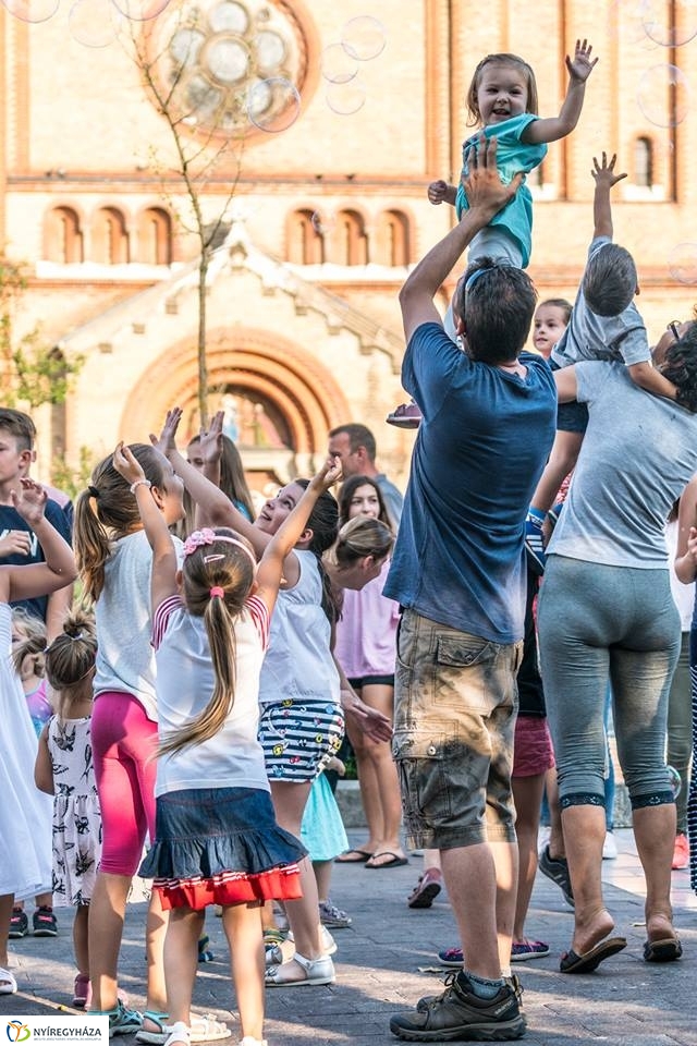 Buborékshow - fotó Kohut Árpád