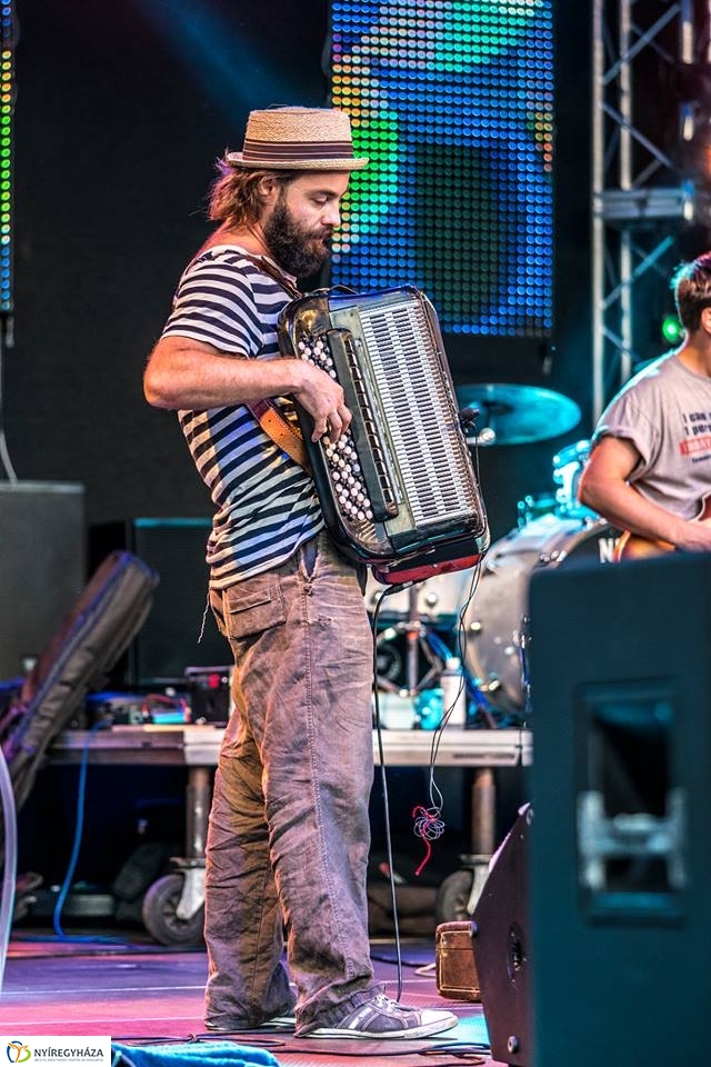 Zuboly koncert a nagyszínpadon - fotó Kohut Árpád