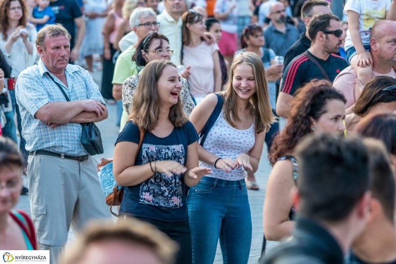Zuboly koncert a nagyszínpadon - fotó Kohut Árpád
