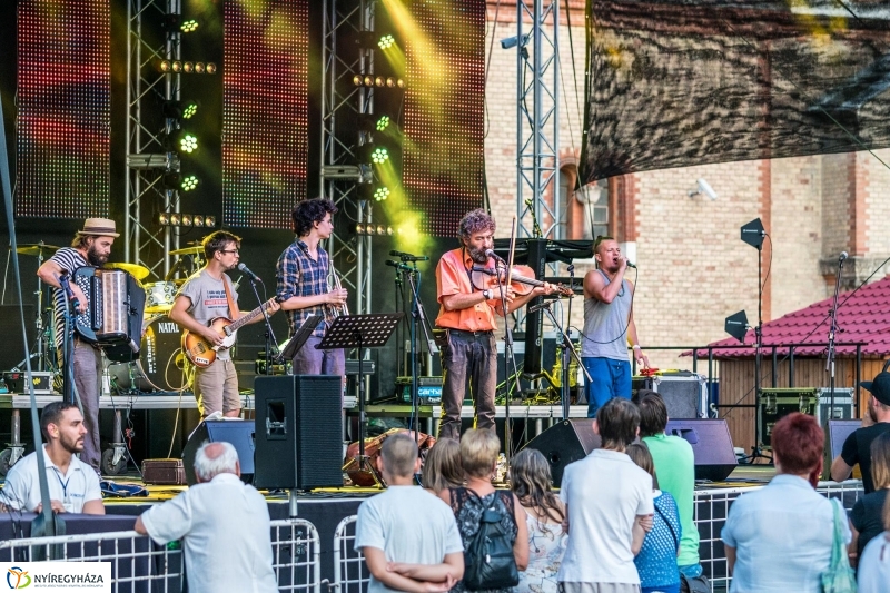 Zuboly koncert a nagyszínpadon - fotó Kohut Árpád