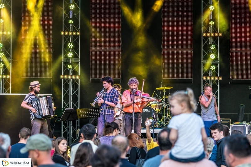 Zuboly koncert a nagyszínpadon - fotó Kohut Árpád