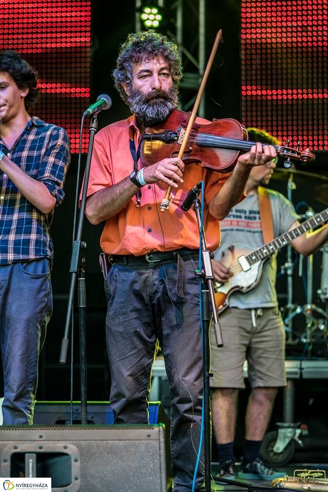 Zuboly koncert a nagyszínpadon - fotó Kohut Árpád
