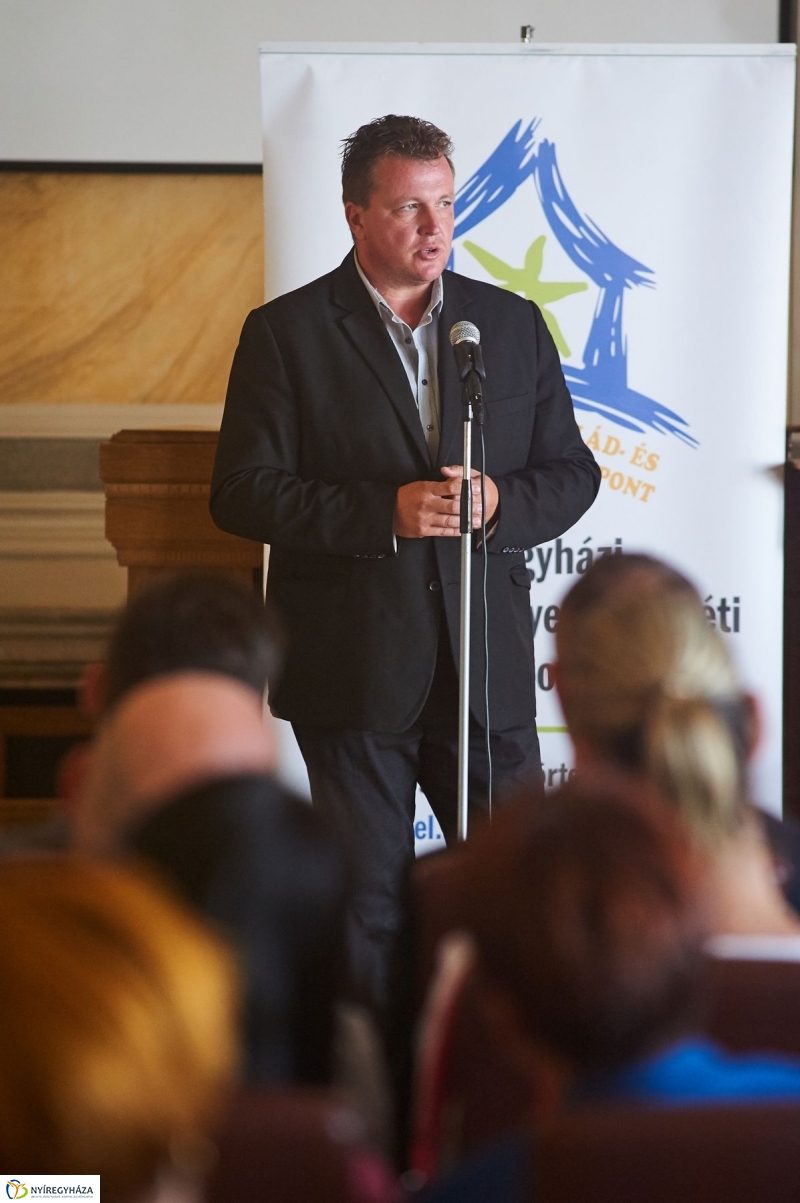 Drogprevenciós konferencia a Városházán - fotó Szarka Lajos