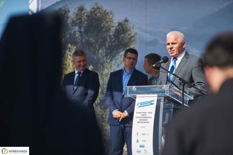 Tokaji kerékpárút átadó - fotó Szarka Lajos